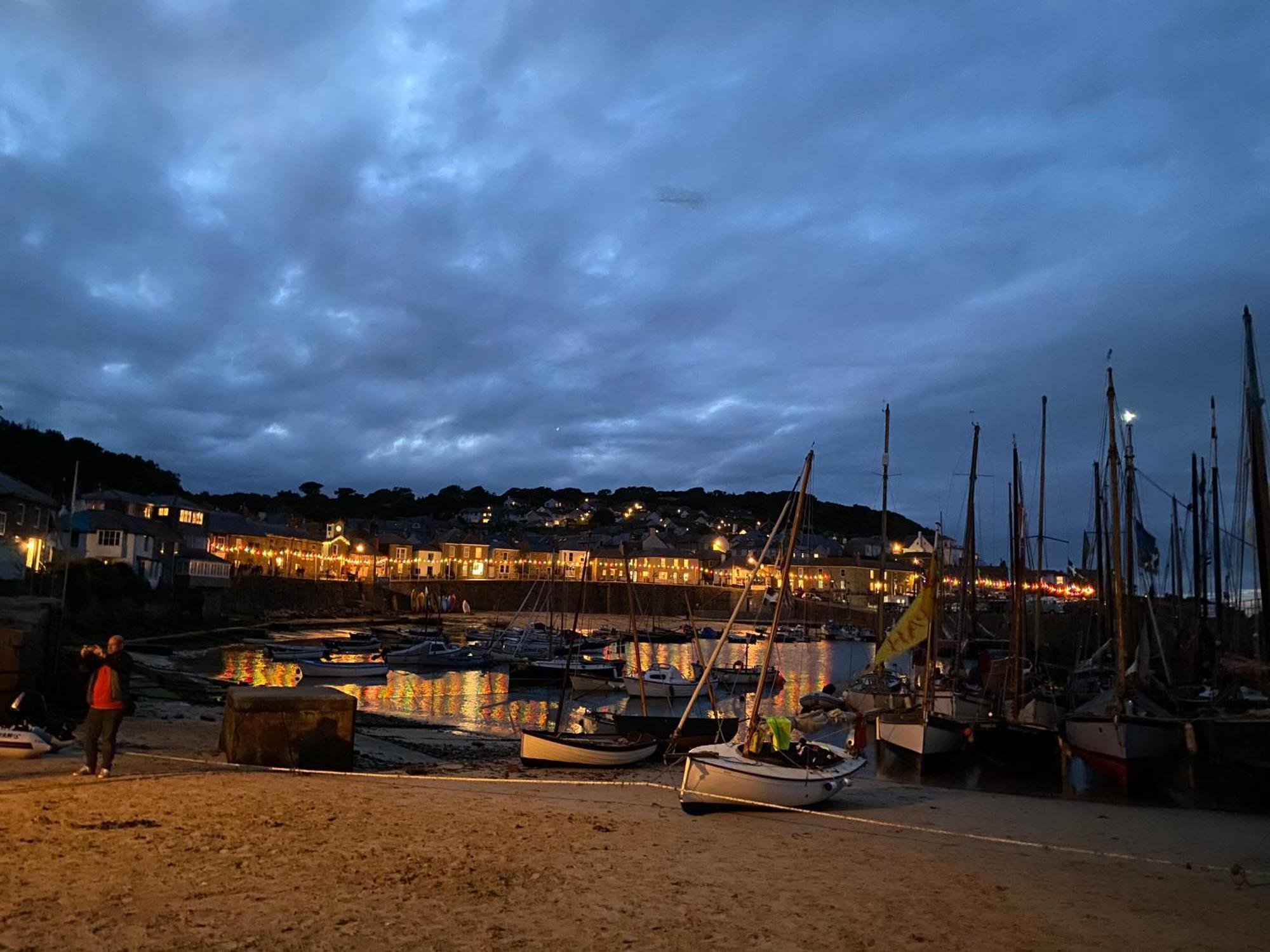The Old Gallery - Charming Coastal Escape For Two Mousehole Exterior photo